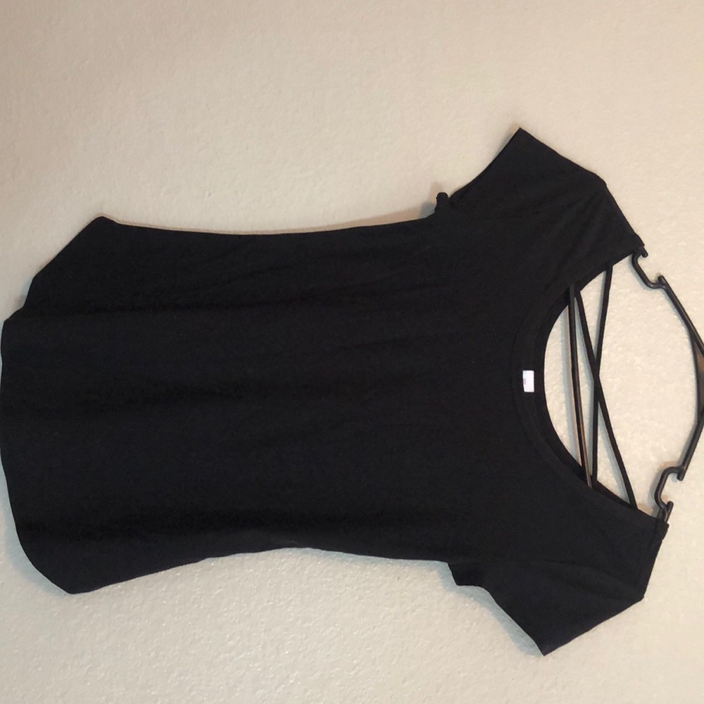 Women’s black nice shirt